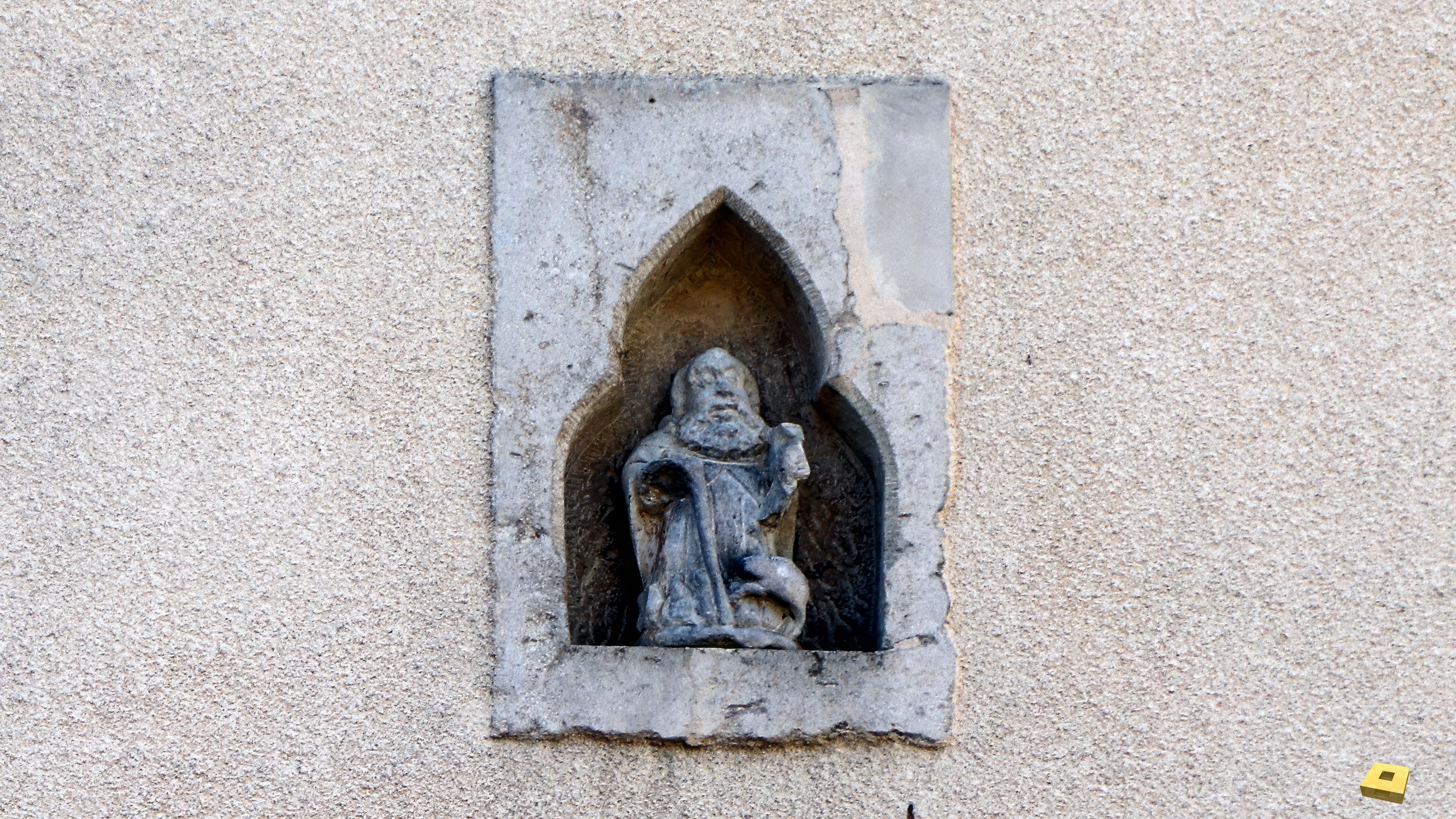 Mont-Neufchâteau, Niche (I)