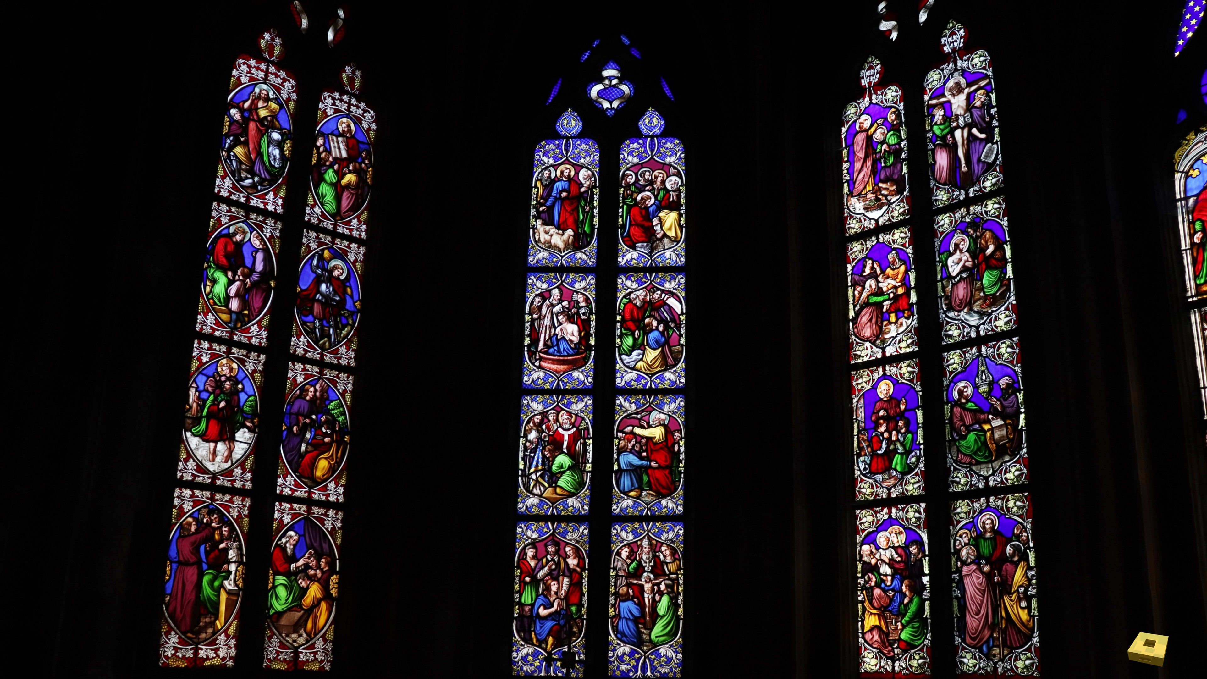 Neufchâteau, St Christophe - stained glass window (I)