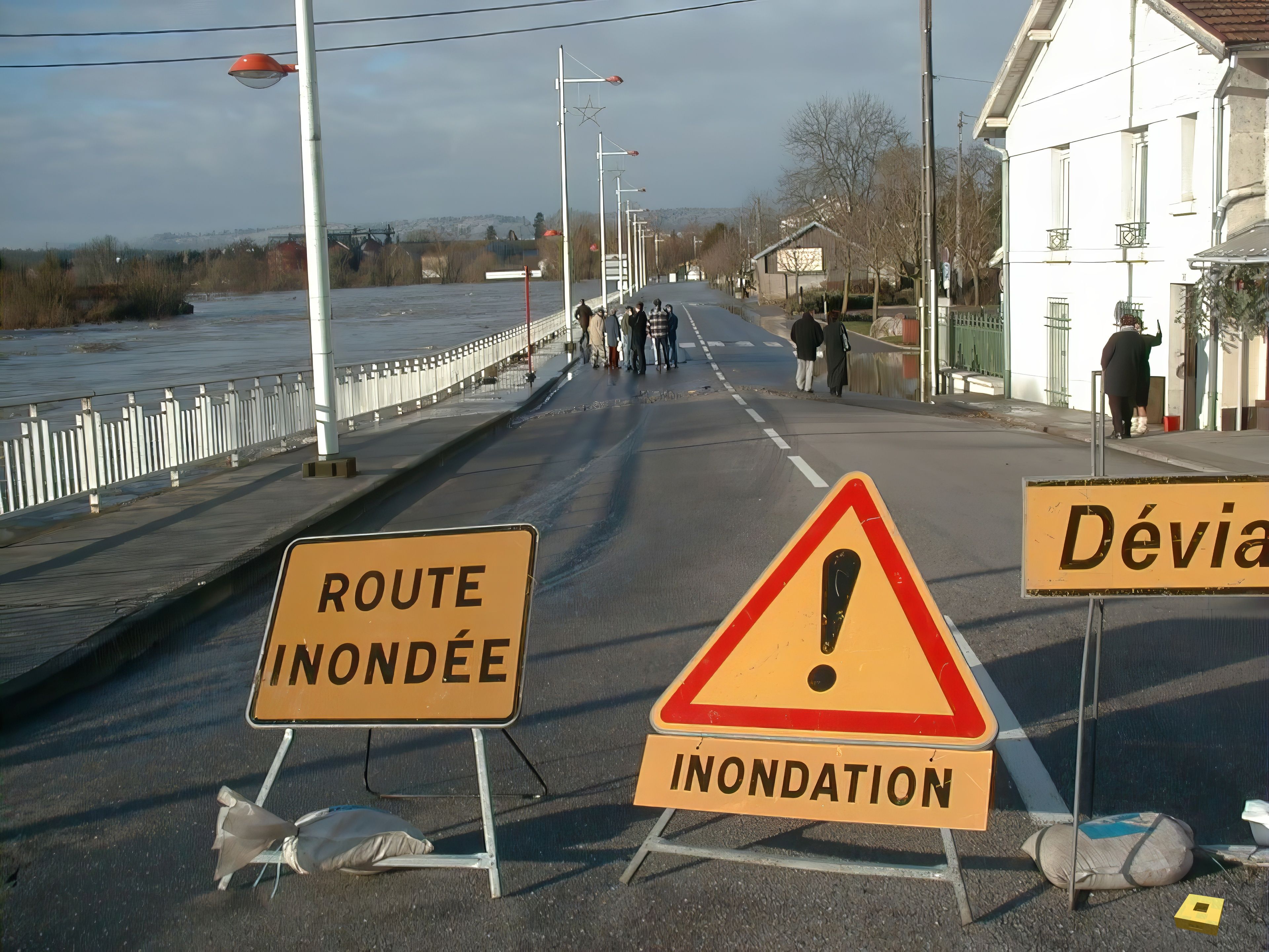 Neufchâteau, Mouzon flood 33 (I)
