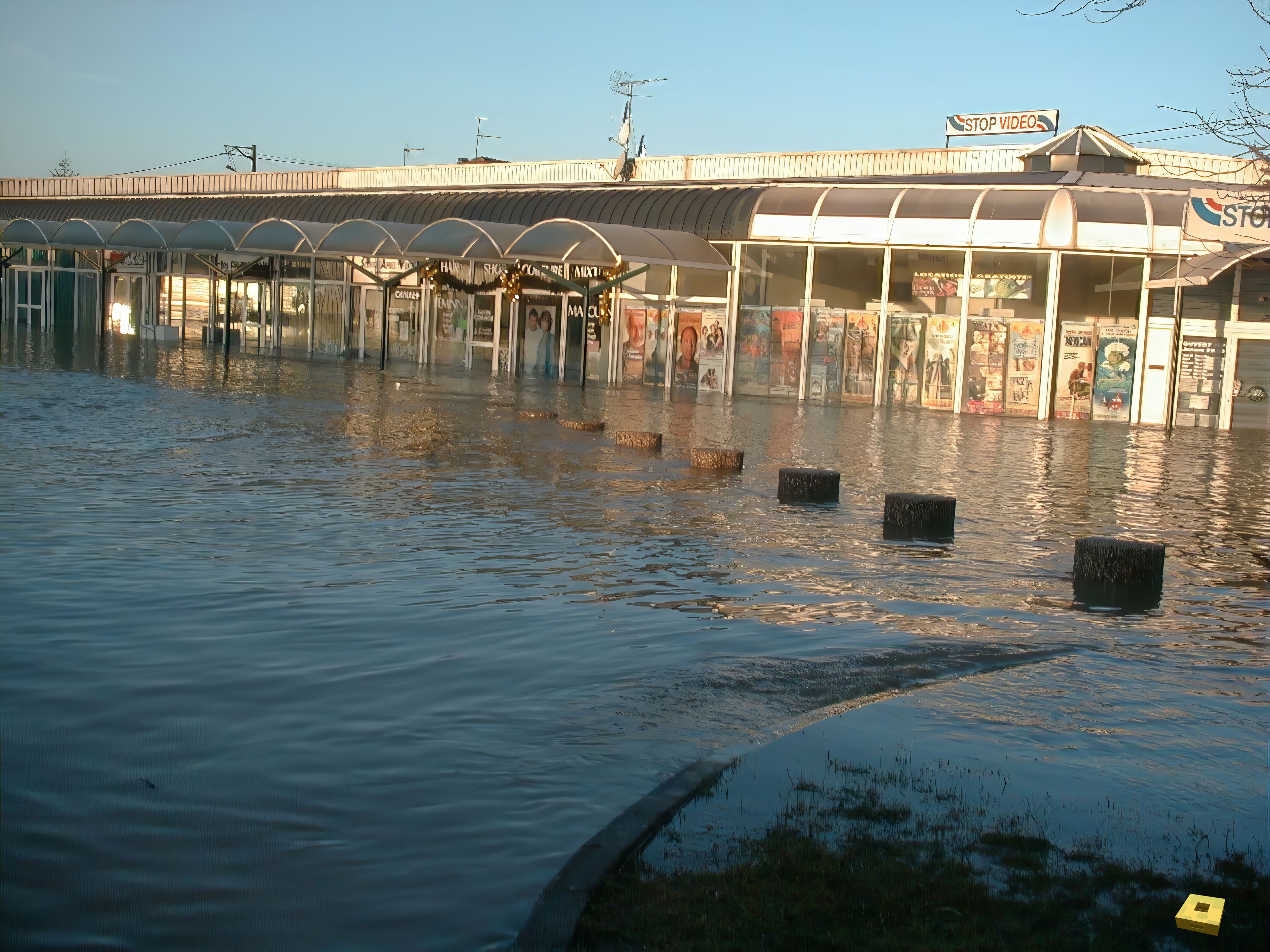 Neufchâteau, Mouzon flood 11 (I)