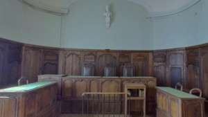 Neufchâteau, tribunal, salle (P)