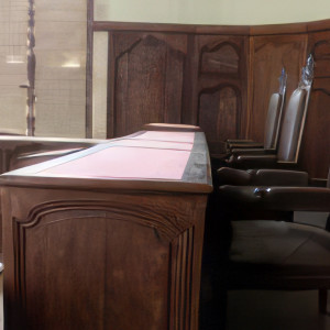Neufchâteau, court, office (S)