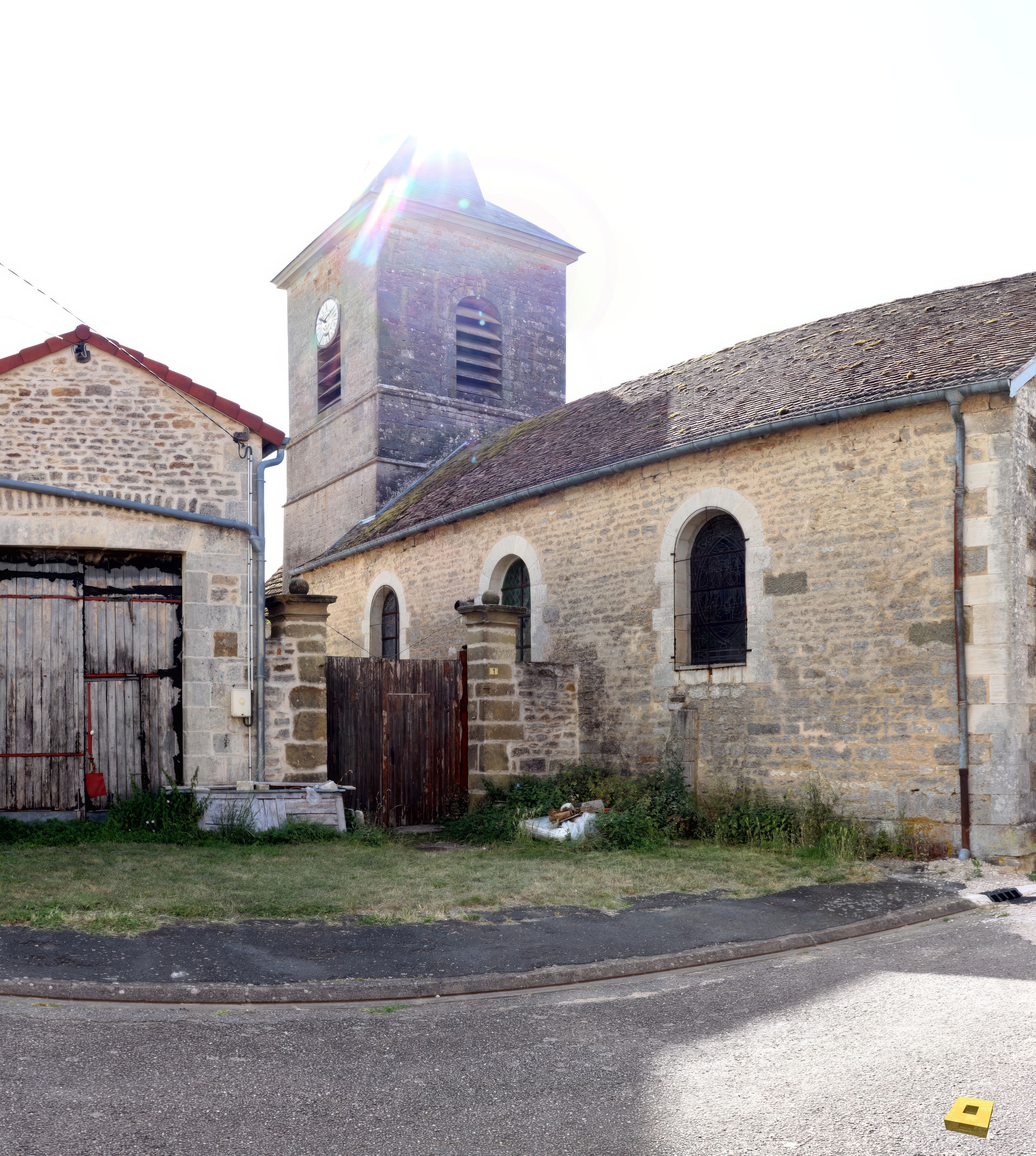 Nijon, St Remy - vue extérieure (I)