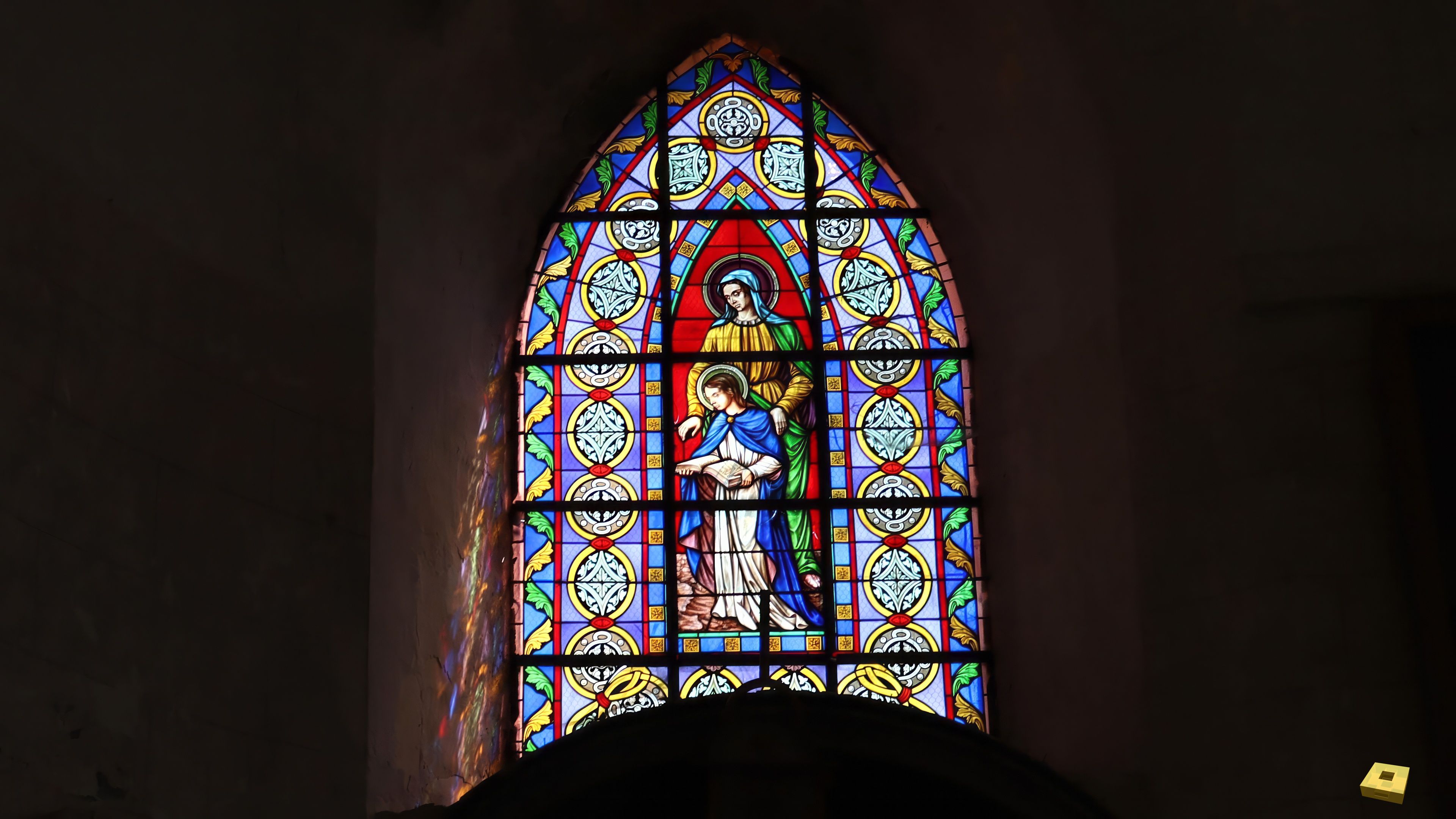Outremécourt, église - vitrail (I)