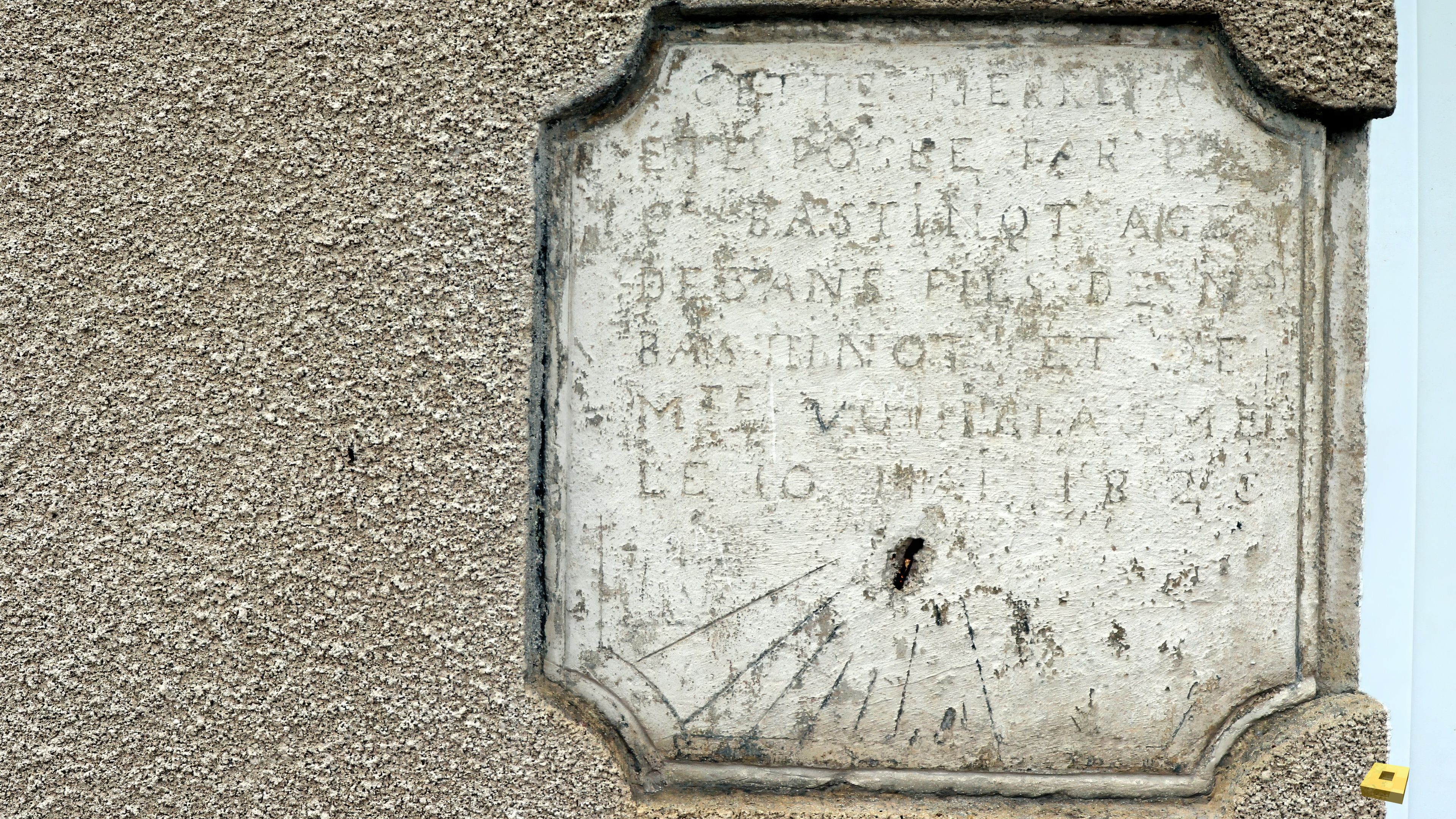 Pargny, wall stone (I)