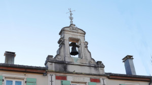 Pleuvezain, school (S)