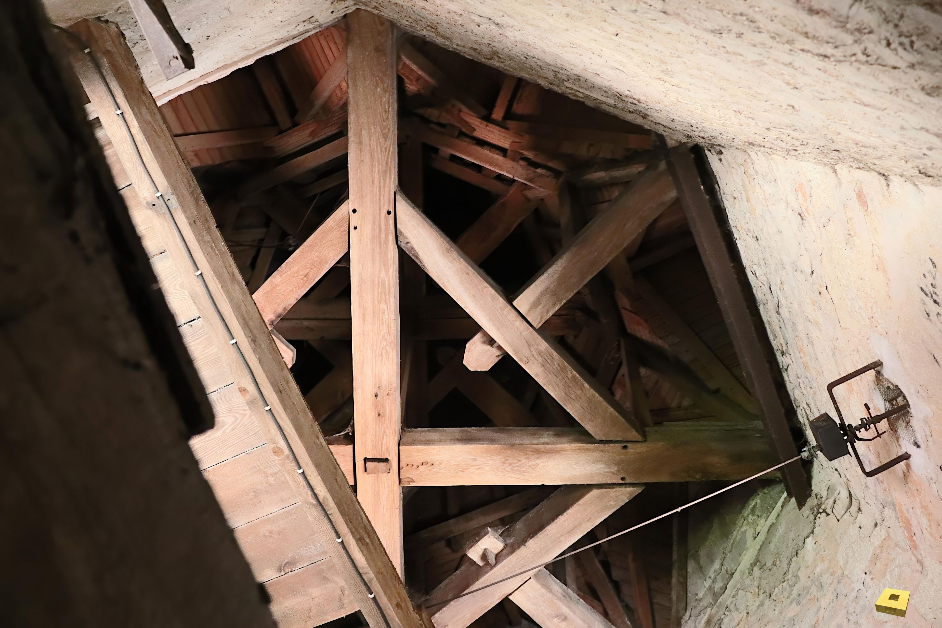 Pompierre, church - bell tower (I)