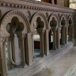 Pompierre, church - altar (S)
