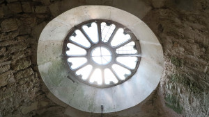 Pompierre, church - rose window (I)