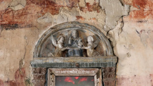 Removille, chapel - niche (S)