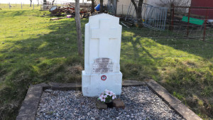 Repel, memorial (S)