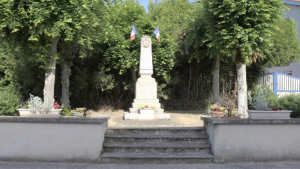 Rouvres, war memorial (S)