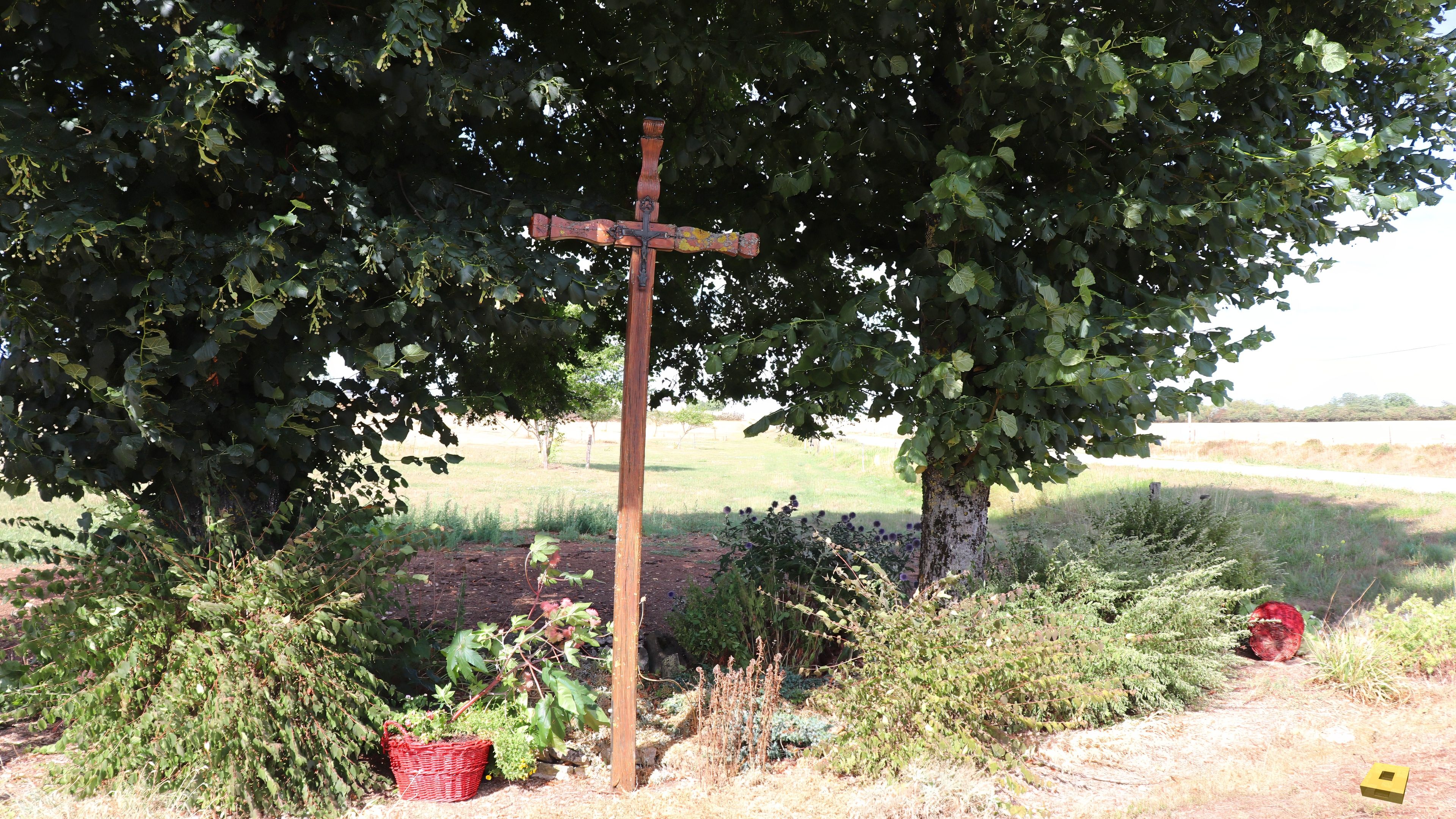 Saint-Élophe, Calvary No. 1 (I)