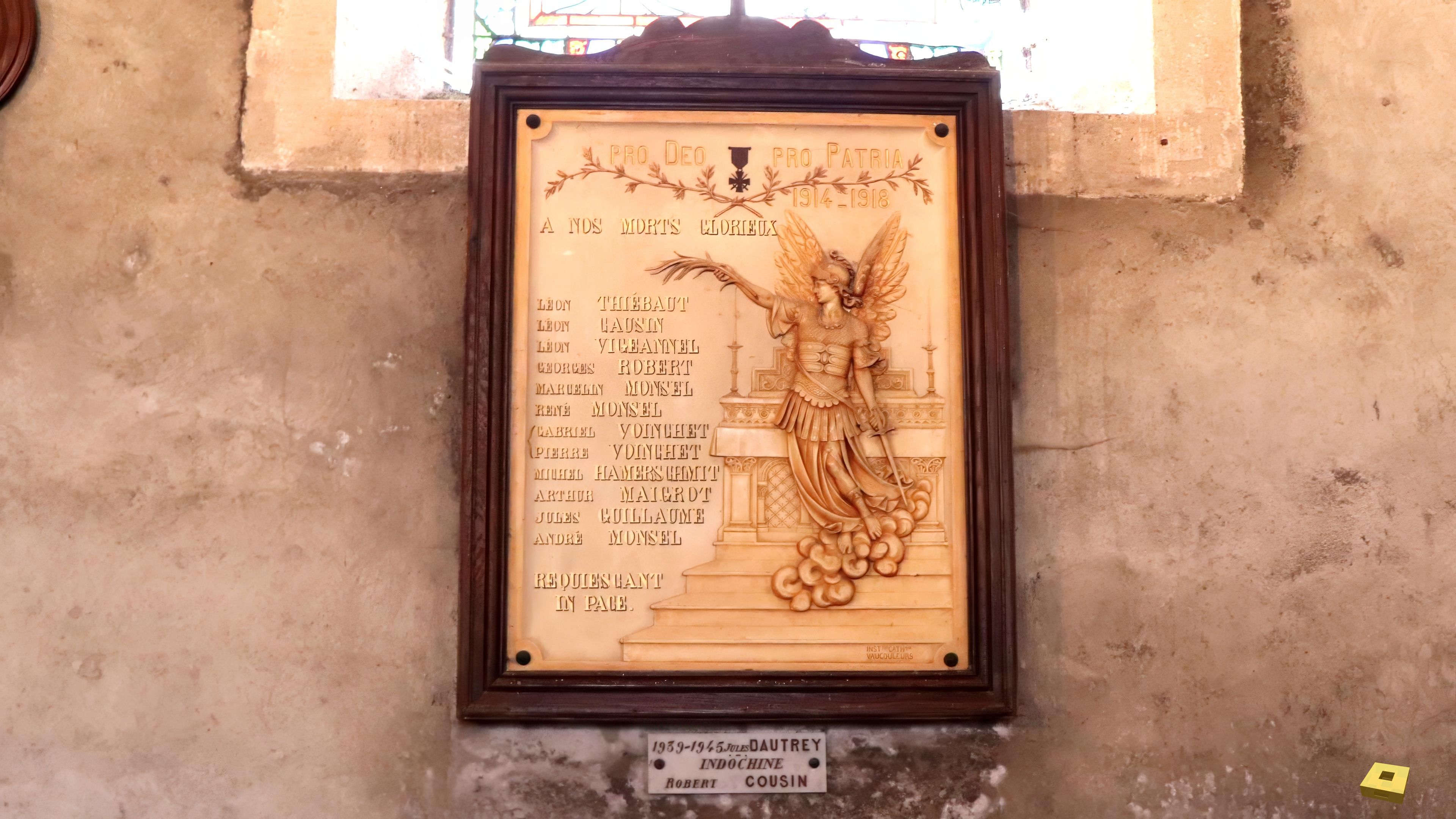 Semilly, church - war memorial (I)