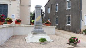 Seraumont, war memorial (S)