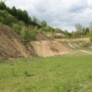 Sionne, quarry - on the ground (P)