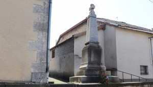 St Prancher, war memorial (S)