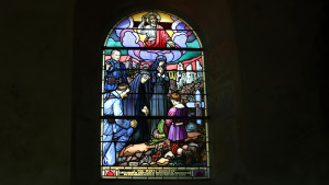 Urville, Kirche - Buntglasfenster (I)