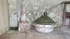 Urville, church - baptismal font (S)