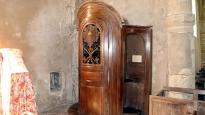 Urville, église - confessionnal (S)
