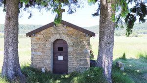 Vesaignes, chapel (S)