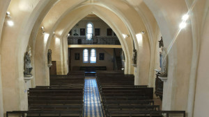 Vicherey, St Remy - view of exit (S)