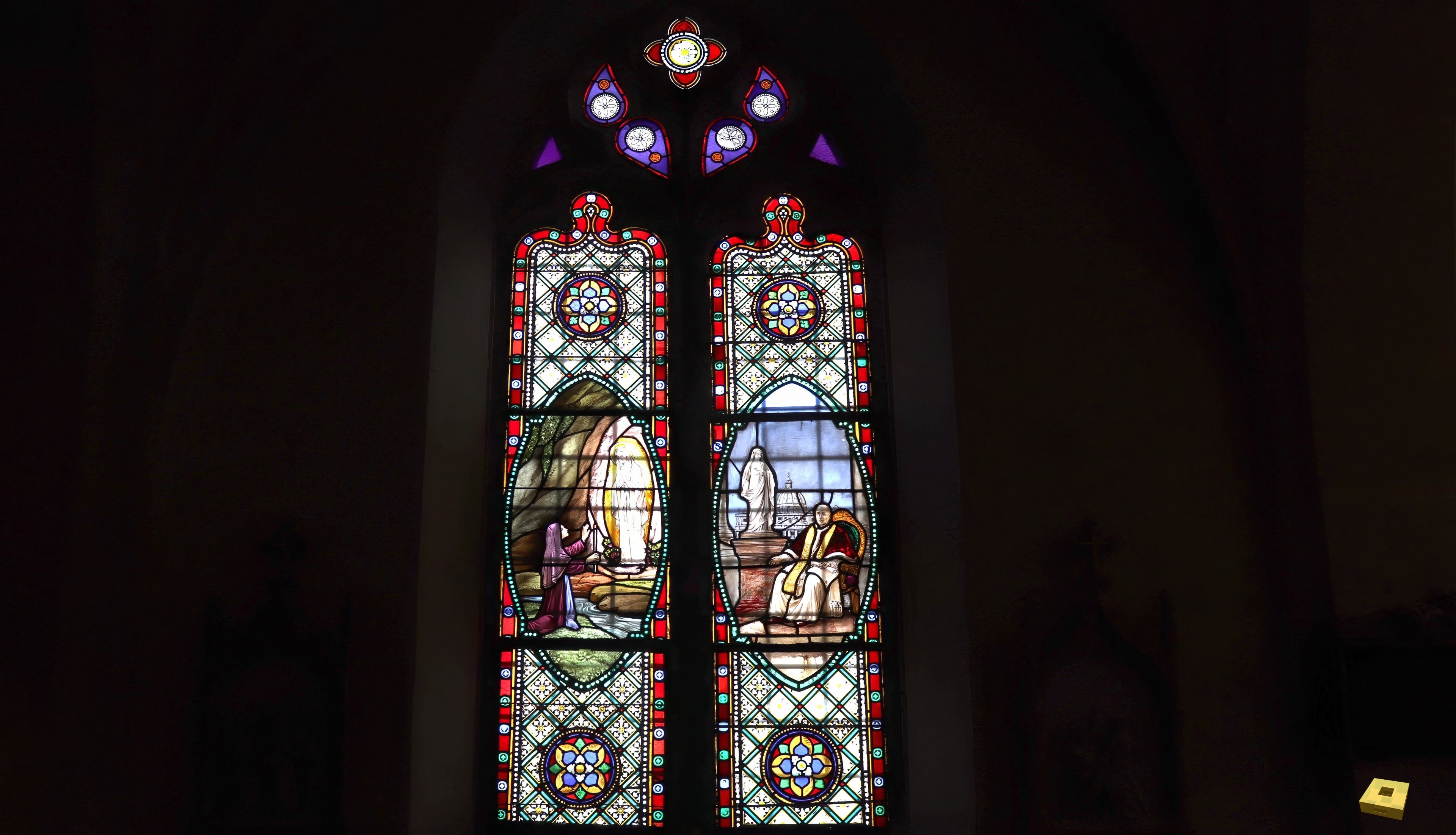 Vouxey, church -stained glass (I)
