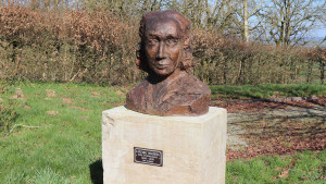 Vroncourt, L. Michel stele (S)