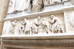 Florence, bas relief (I)