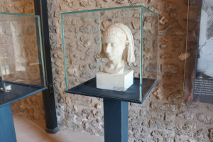 Pompéi, sculpture, tête (I)