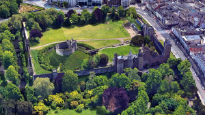 Cardiff, château (S)