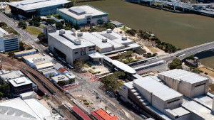 Brisbane, queensland museum (S)