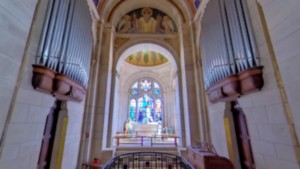 Domrémy, basilica (r)