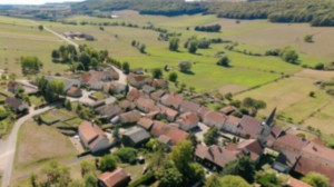 Sartes, aerial view (R)
