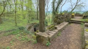 Bourmont, parc des Roches (R)
