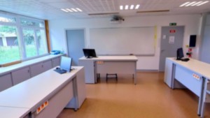Liffol-le-Grand, collège (r)
