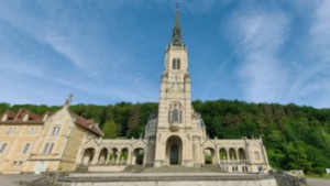 Domrémy, basilica (R)