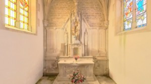 Aillianville, church (R)