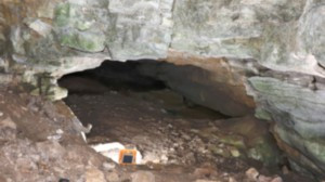 Grotte Jeannuë, fond (S)