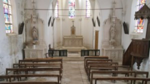 Houéville, Kirche - Blick auf den Altar (S)