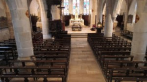 St. Élophe, Kirche - Blick auf den Altar (S)