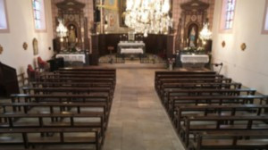 Saulxures, Kirche - Blick auf den Altar (S)