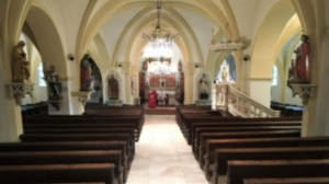 Chalvraines, Kirche - Blick auf den Altar (I)